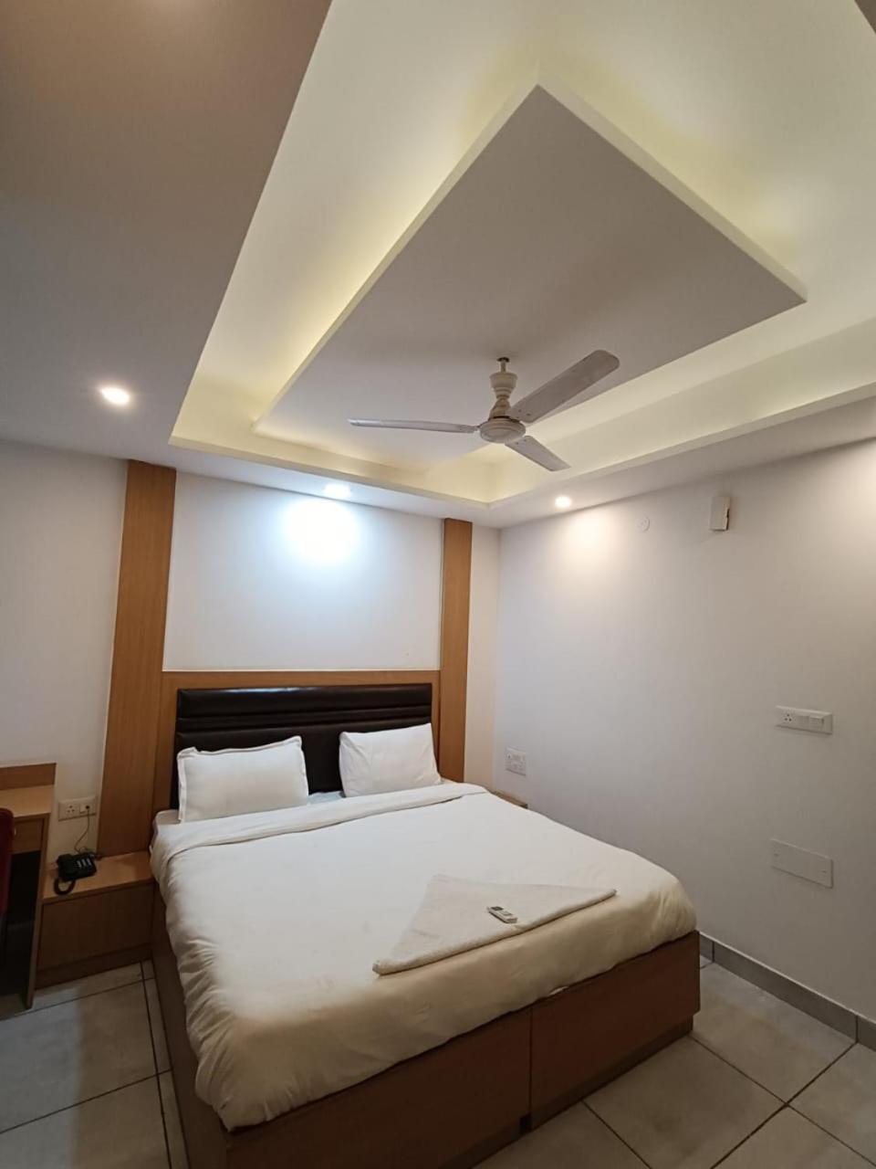 Mulmul By Westay Gurgaon Bagian luar foto