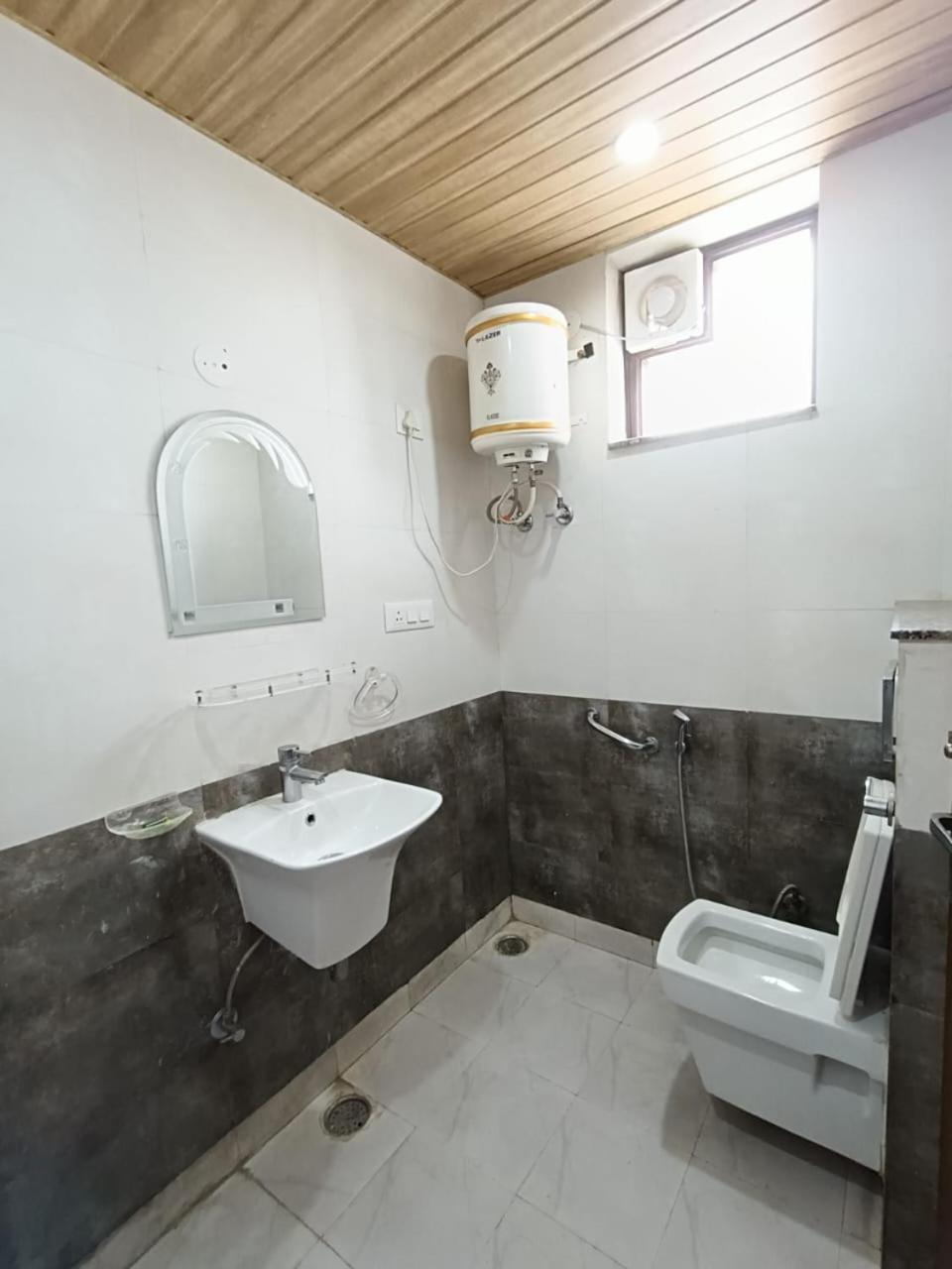 Mulmul By Westay Gurgaon Bagian luar foto
